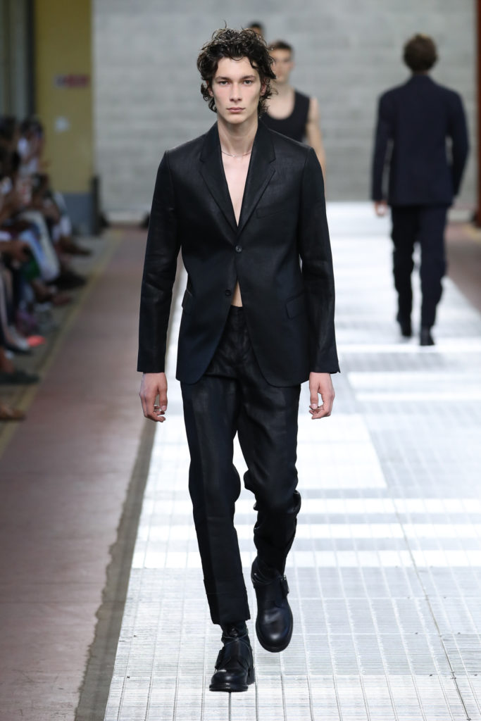 AS4I0070DIRKBIKKEMBERGS 683x1024 - DIRK BIKKEMBERGS Spring/Summer 2018