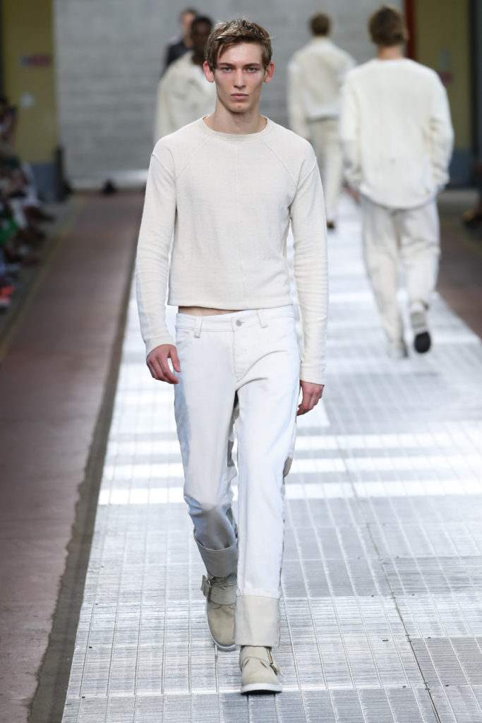 AS4I0376DIRKBIKKEMBERGS 683x1024 - DIRK BIKKEMBERGS Spring/Summer 2018