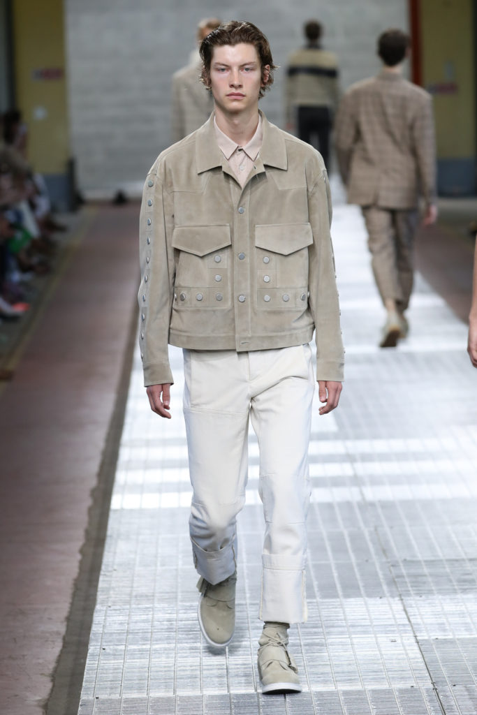 AS4I0513 2DIRKBIKKEMBERGS 683x1024 - DIRK BIKKEMBERGS Spring/Summer 2018