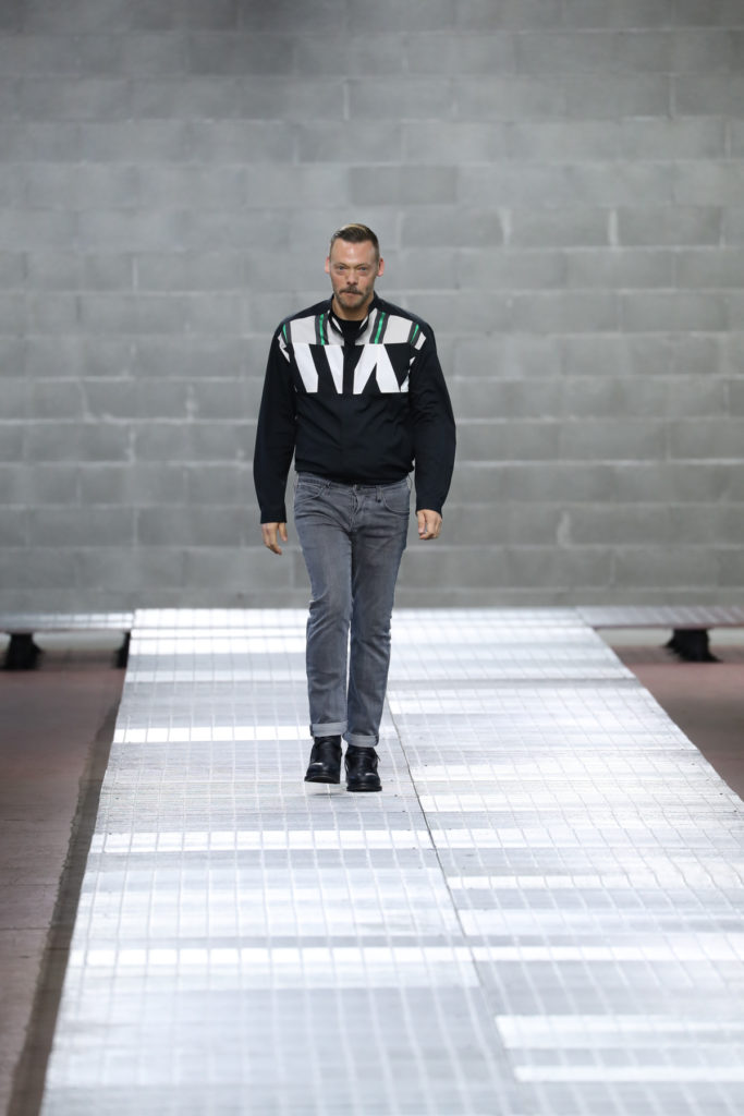 AS4I1306DIRKBIKKEMBERGS 683x1024 - DIRK BIKKEMBERGS Spring/Summer 2018