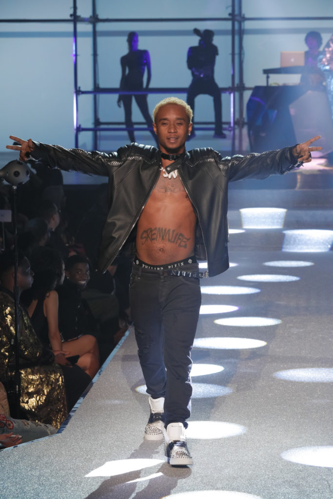 PHILIPP PLEIN women men SS18 NY23 683x1024 - PHILIPP PLEIN SPRING SUMMER 2018