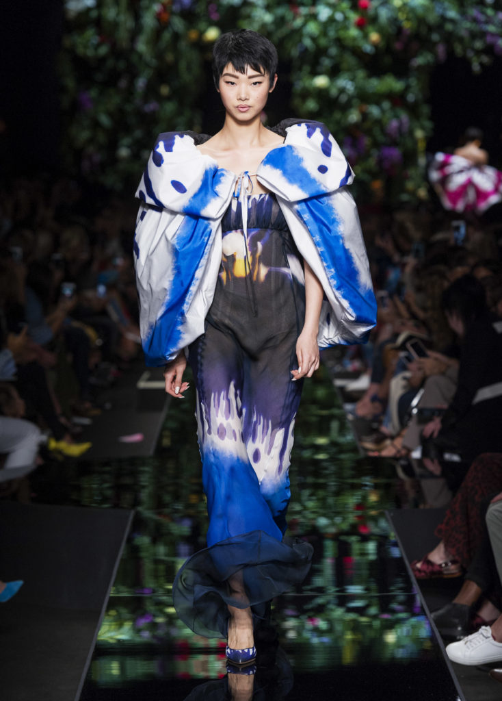 45 734x1024 - MOSCHINO Spring-Summer 2018