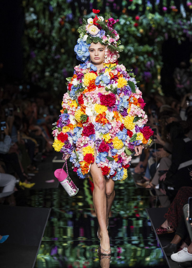 46 734x1024 - MOSCHINO Spring-Summer 2018