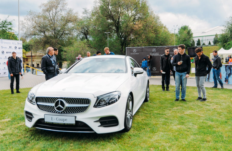 1 176 1 e1495541827925 768x500 - Flashback Mercedes-Benz Family Day. Part 1
