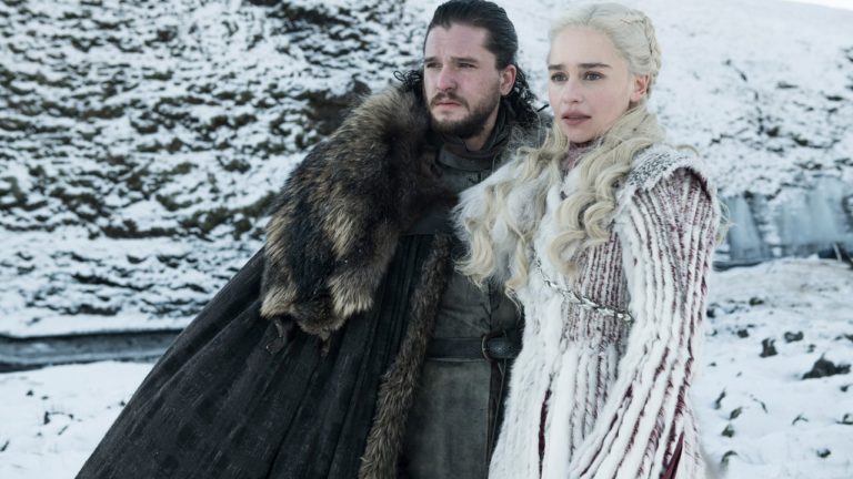 emilia clarke kit harington got 768x432 - Florence + The Machine выпустили официальный саундтрек "Игры престолов"