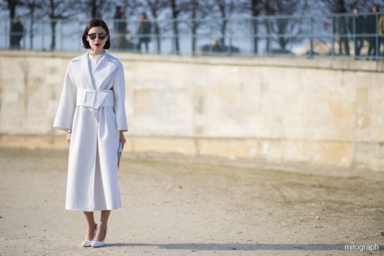 mitograph Woman Wearing All White with Celine Clutch Bag At Paris Fashion Week 2013 2014 Fall Winter Street Style Shimpei Mito 3606 960x600 768x511 - Монохромный стиль - это просто, и совсем не скучно!