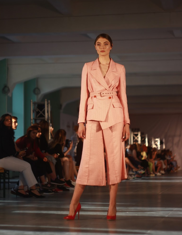 екрана о 15.00.27 - Хроники Dnepr Fashion Weekend: как прошли три дня модного мероприятия