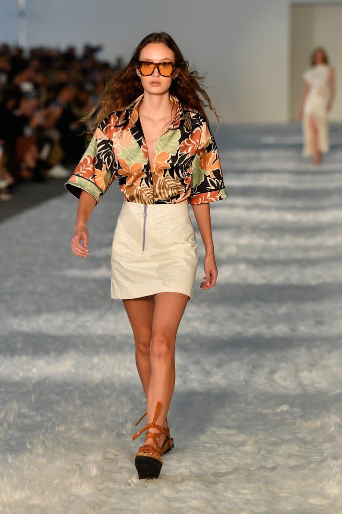 Bec Bridge Runway Pictures Sydney Fashion Week 2019 3 683x1024 - Неделя моды Mercedes-Benz в Австралии: обзор показов