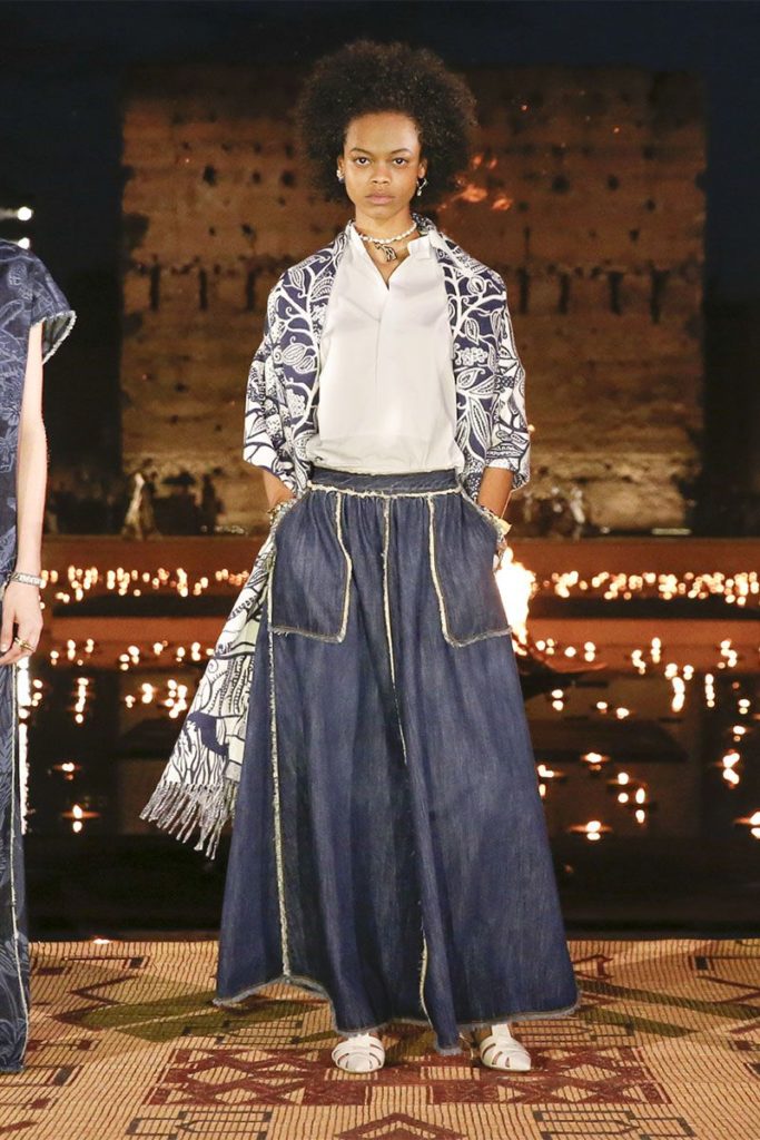 hbz dior cruise 2020 55 1556914355 683x1024 - Лучшие образы коллекций Dior, Chanel, Prada Resort 2020: подготовка к модному отдыху